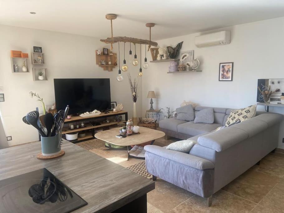 Superbe Villa En Provence 85 M2 Puimichel Extérieur photo